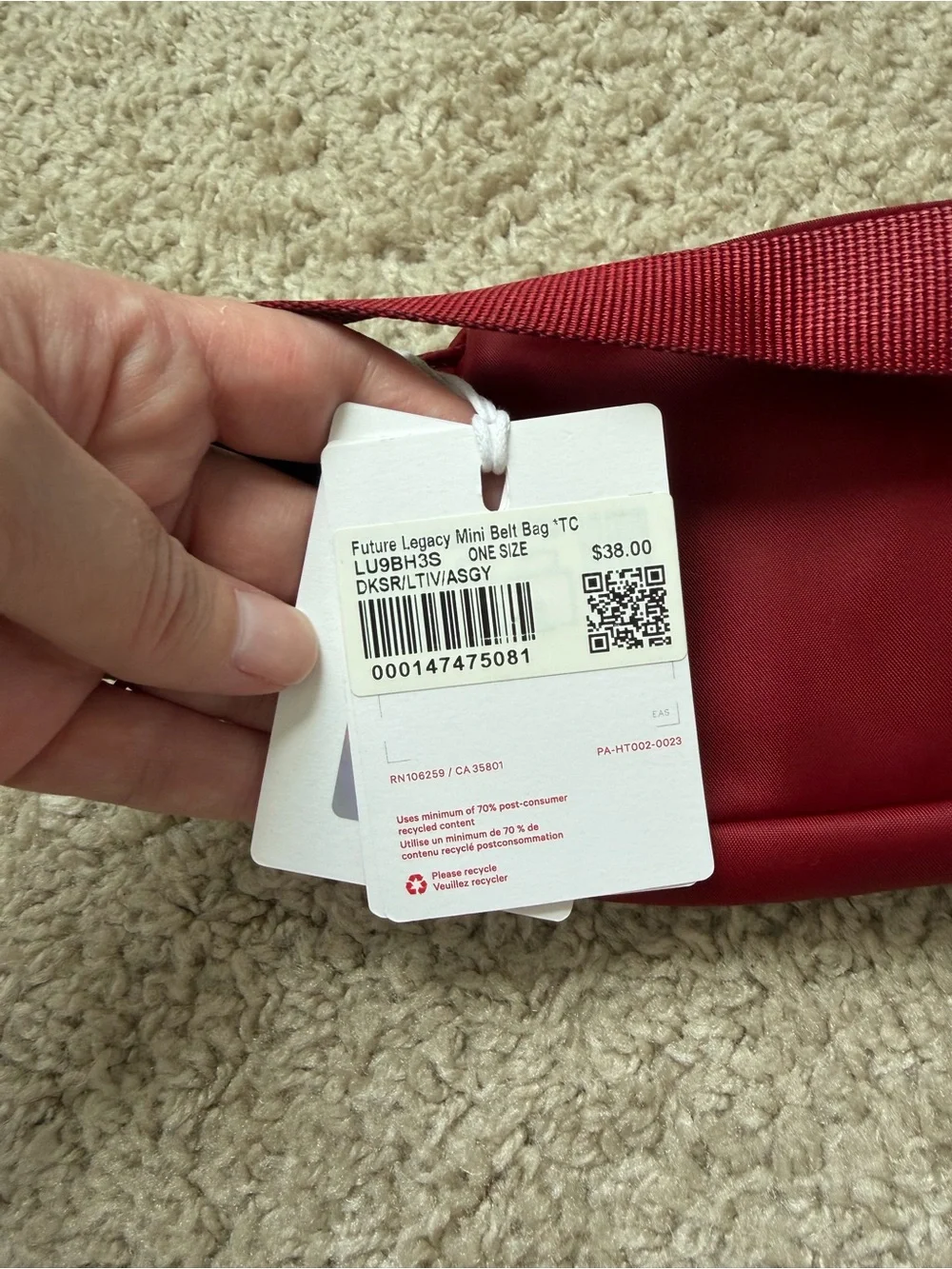 lululemon Future Legacy Mini Belt Bag *Team Canada 🇨🇦